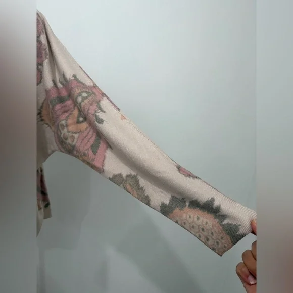 Sioni Size 1X Floral Sweater - Mauve and Beige - Picture 5 of 12